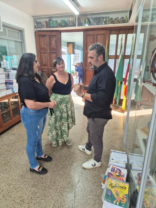 Com a diretora Hellen e a vereadora Andrea na 10 de Setembro