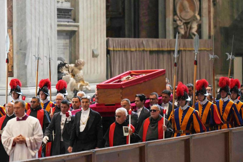 Fonte: CBN / Fotos: Vatican News