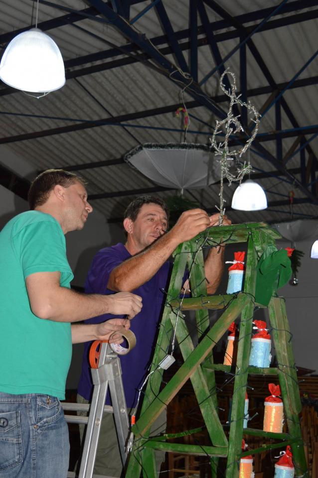 Comunidade unida na organização do evento