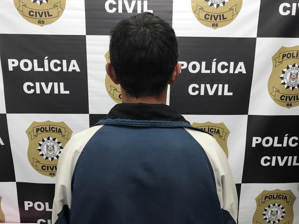 Homem foi preso por crime cometido em Gravataí (Foto: Divulgação/ Polícia Civil)