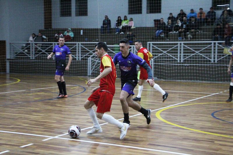 Jogos aconteceram no Ginásio Municipal