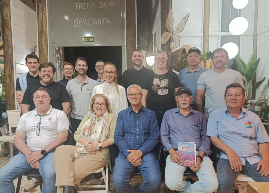 Diretoria e membros dos conselhos Fiscal e Deliberativo