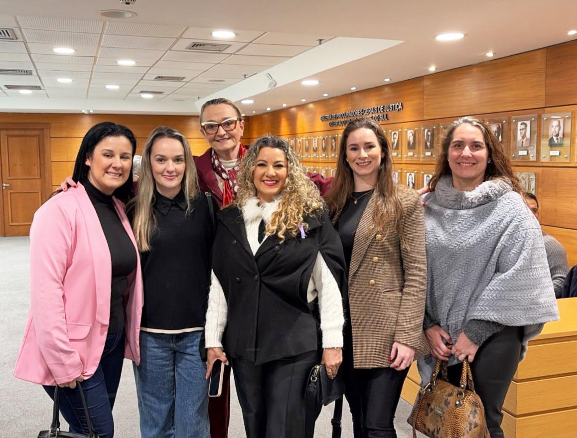 Dois Irmãos participa de Capacitação para a Rede Municipal de Proteção à Mulher