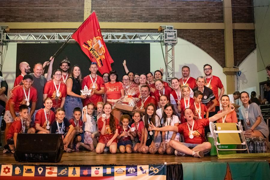 Equipe campeã, de Picada Café