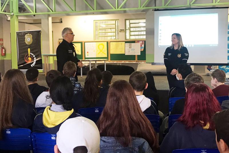 Alunos do 6º ao 9º ano participaram da palestra