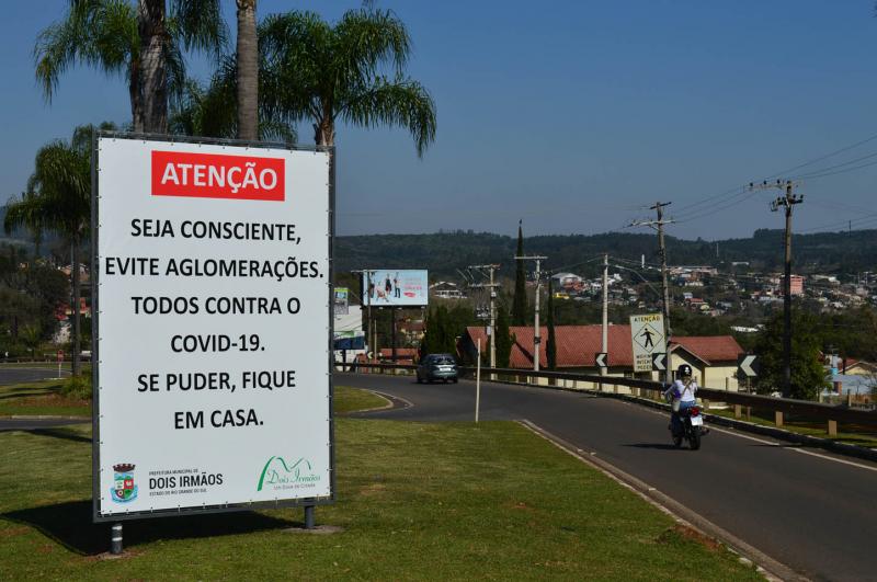 Alerta no trevo de acesso a Dois Irmãos tem sido ignorado