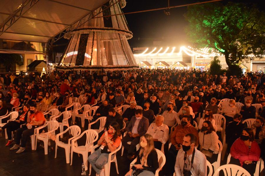 Grande público prestigiou a noite de abertura