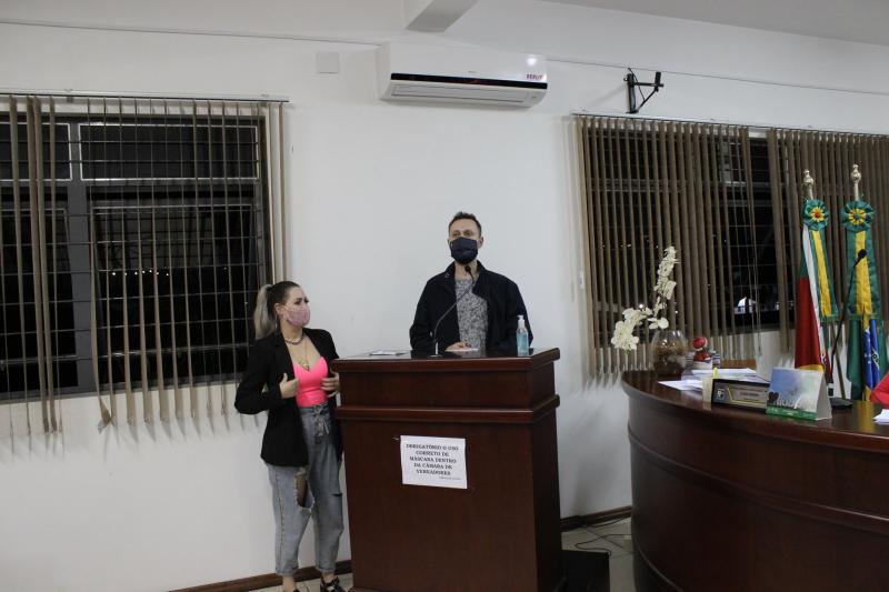 Representantes estiveram na sessão desta segunda