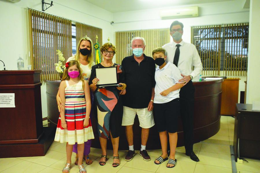 Hilária com seus familiares
