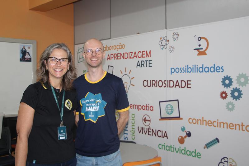 Valéria e Daniel convidam comunidade a celebrar junto os 125 anos da escola, que é parte da história do município