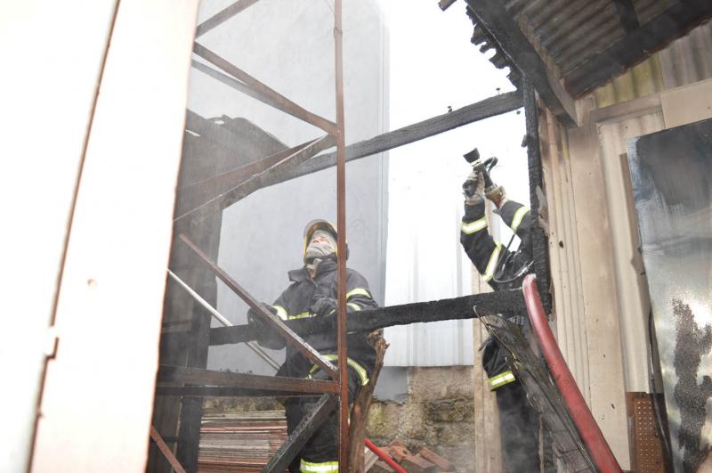 Bombeiros atenderam a ocorrência