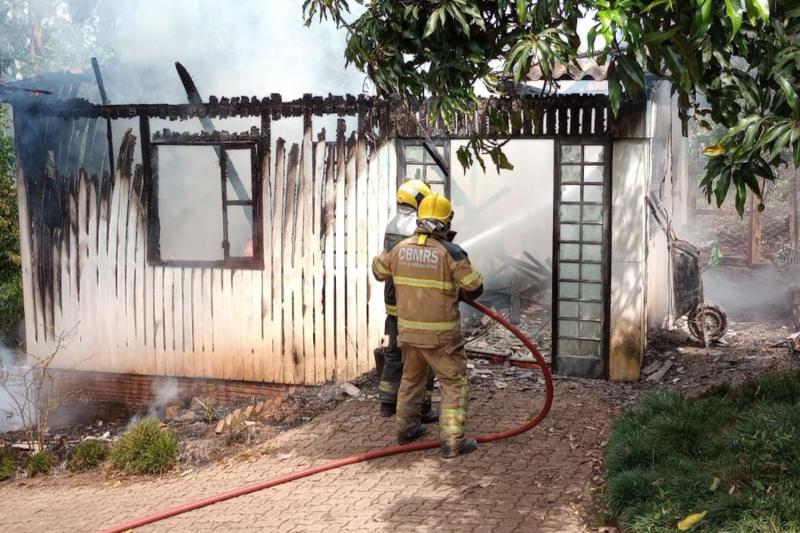 (Foto: Corpo de Bombeiros)