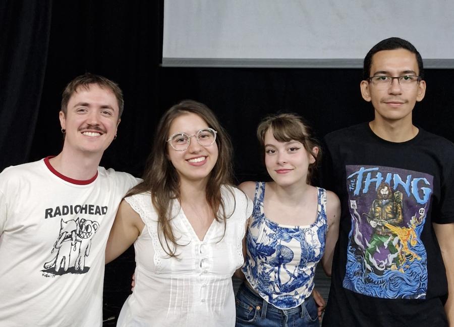 Integrantes do Cineclube Dois Morros: Rodrigo Scheid, Anastácia Bourscheid, Ana Clara Grub e Eduardo Abreu