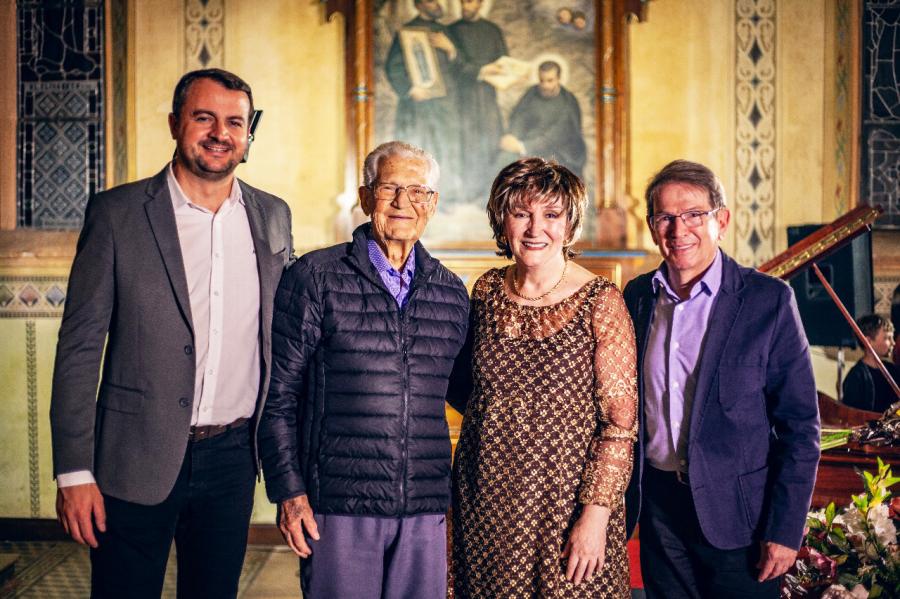 Jerri, professor Tarcillo Lawisch, Olinda e Juarez