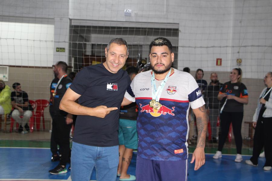 Jonatas foi o artilheiro e destaque da competição