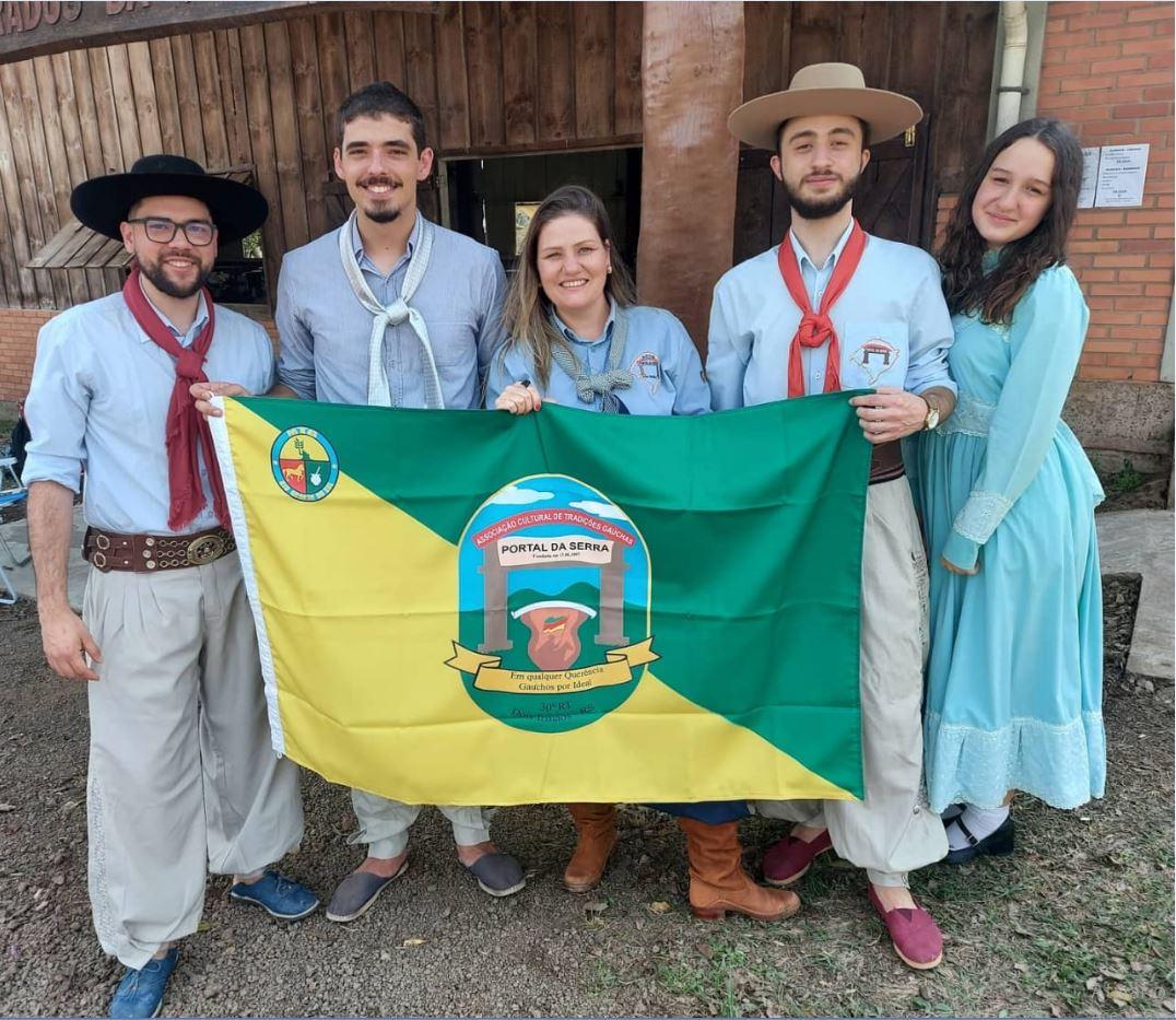 Juliano, Vitor, Daniela, João Marcos e Marina