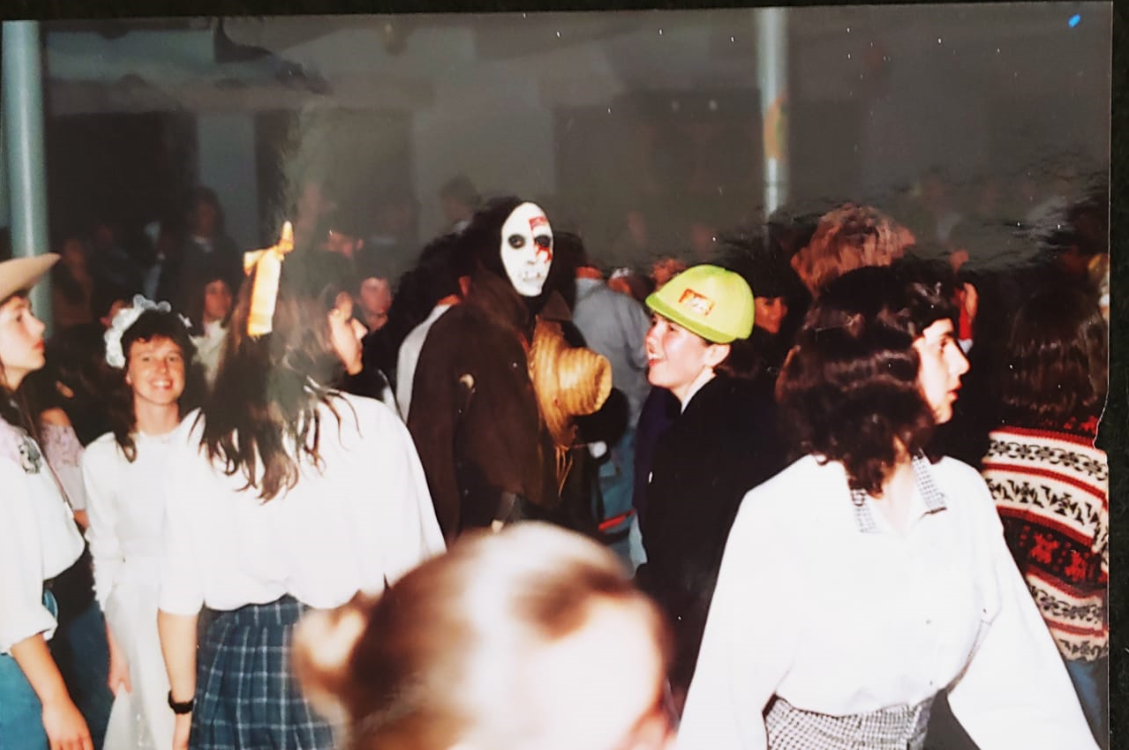 Express Loucura era a festa à fantasia mais famosa da região (Foto: Divulgação)