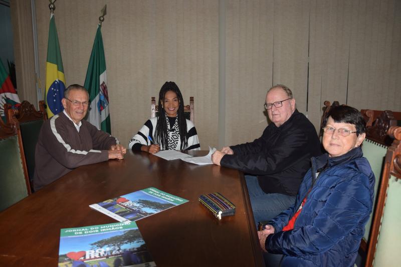 Clube Reviver foi contemplado com R$ 8 mil