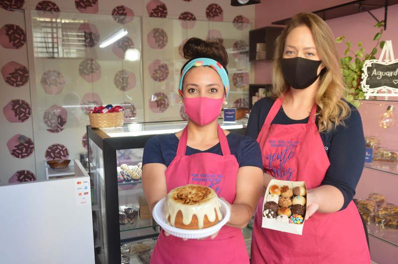 Amanda e Laura são sócias no empreendimento