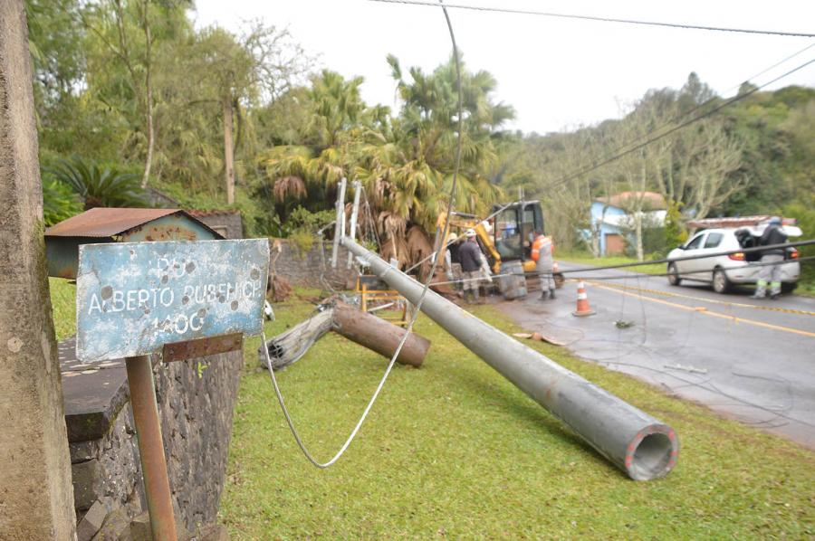 Moradores da Alberto Rübenich ficaram sem luz