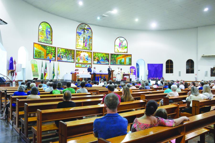 Novena Perpétua de São Miguel foi celebrada nesta terça-feira 