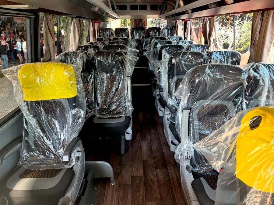 Novo micro-ônibus tem capacidade para 25 passageiros