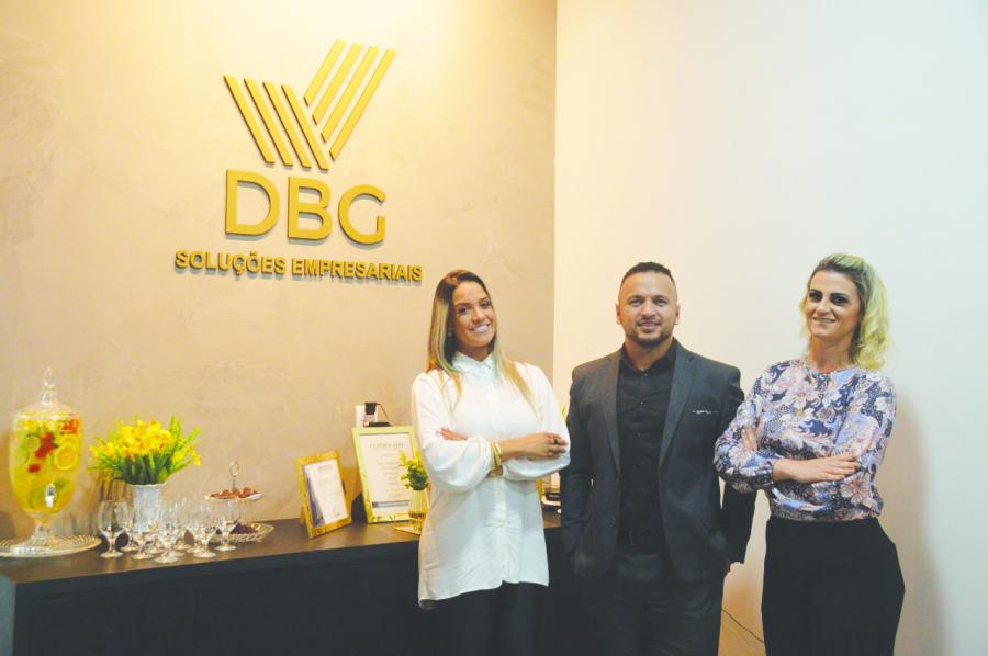 Paola Gomes, Diego Gomes e Aline Righi