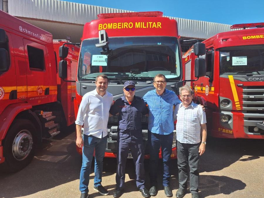 Prefeito Jerri, soldado Haygertt, Maurício e Juarez