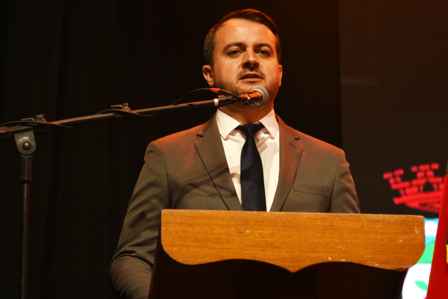 Prefeito reeleito Jerri Meneghetti