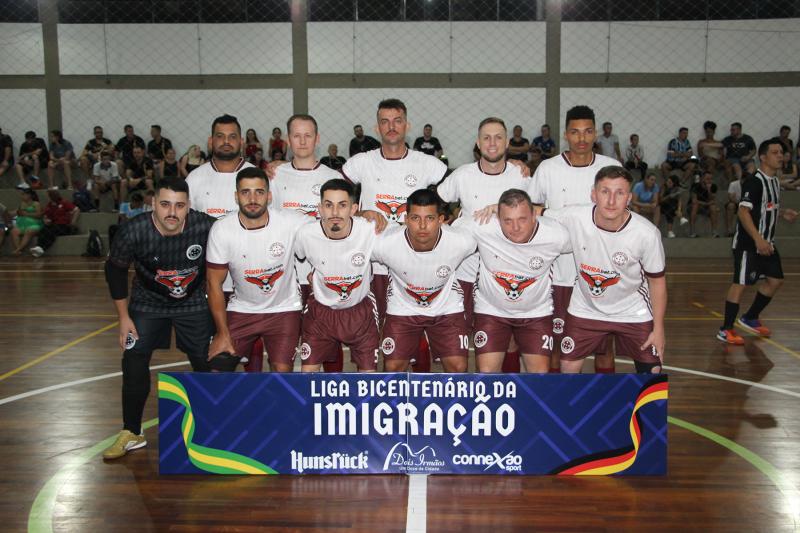 5 Estrelas venceu por 3 a 1 e chegou a 4 pontos
