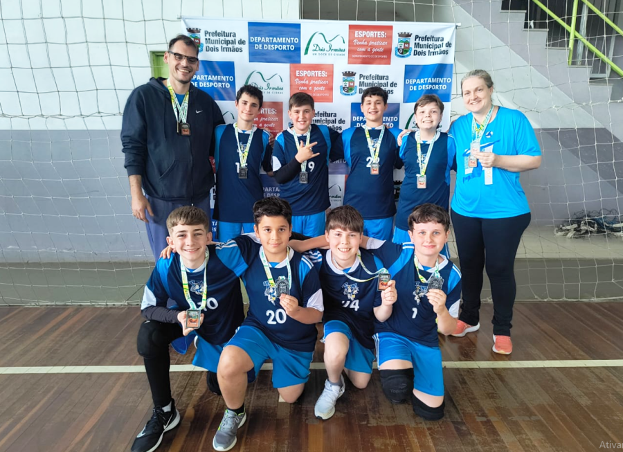 Set Point A, de Dois Irmãos, foi vice-campeã no Mirim Masculino