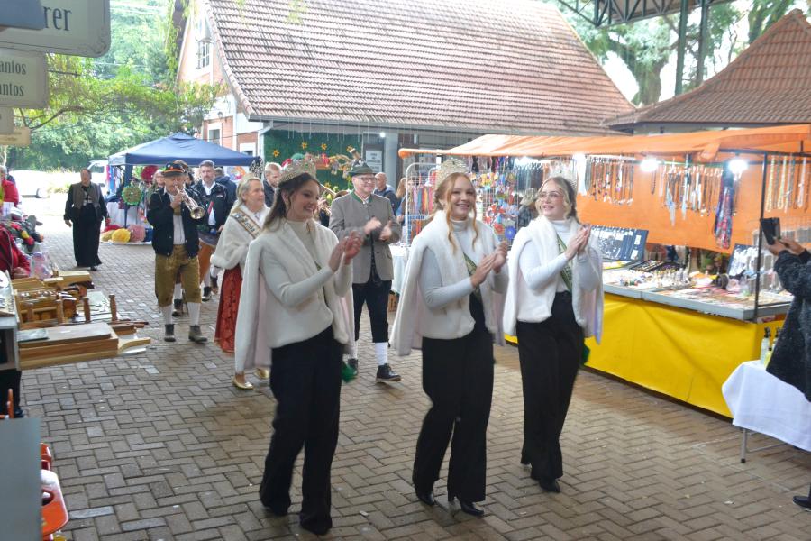 Soberanas também prestigiaram a solenidade