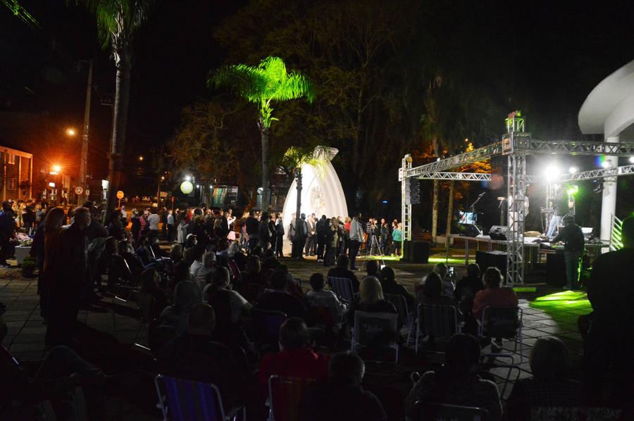 Solenidade ocorreu junto à Igreja Matriz São Miguel