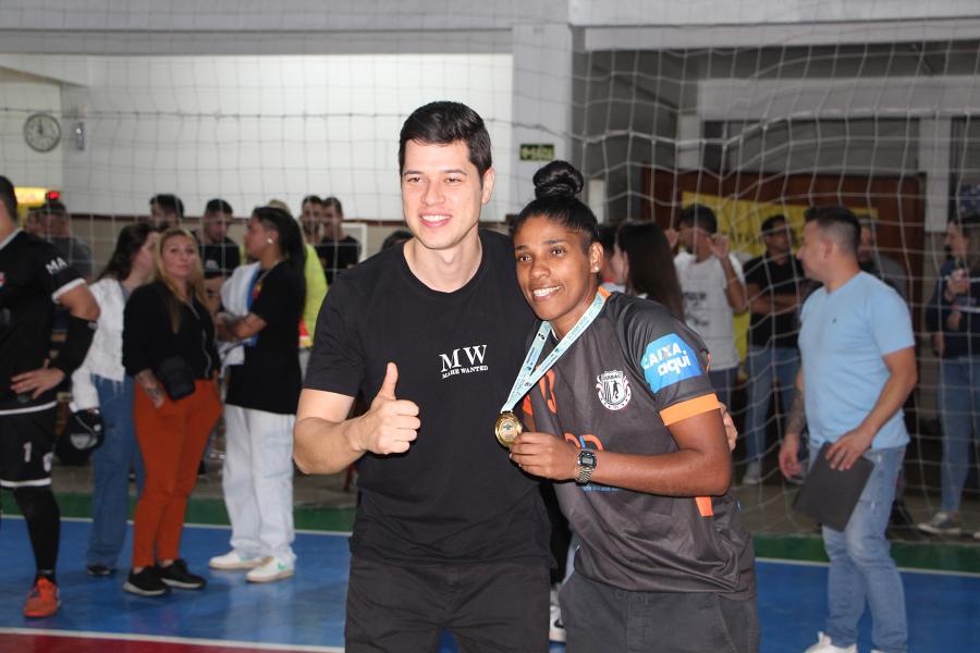 Thaís, Destaque da competição