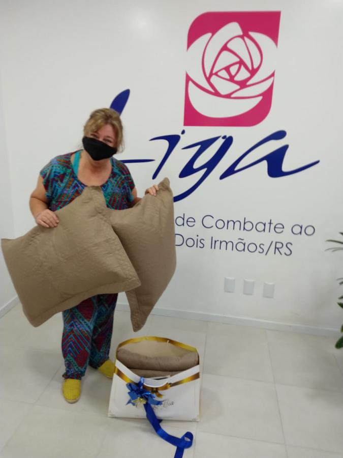 Todos que compraram para mais de R$ 300 concorreram a um prêmio. A ganhadora foi Maria Terezinha Hansen