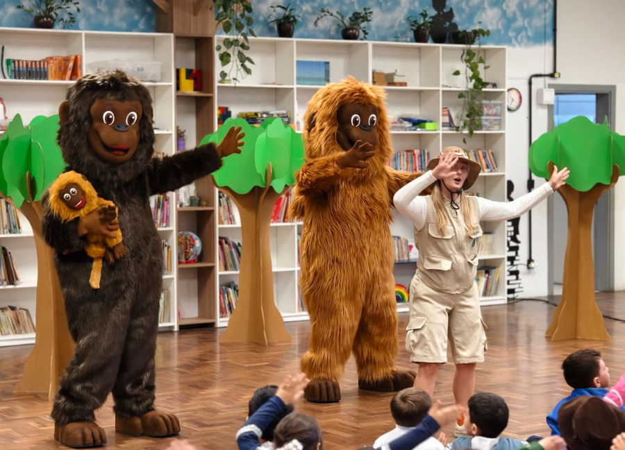 Trupe da Fauna e Família de Bugios
