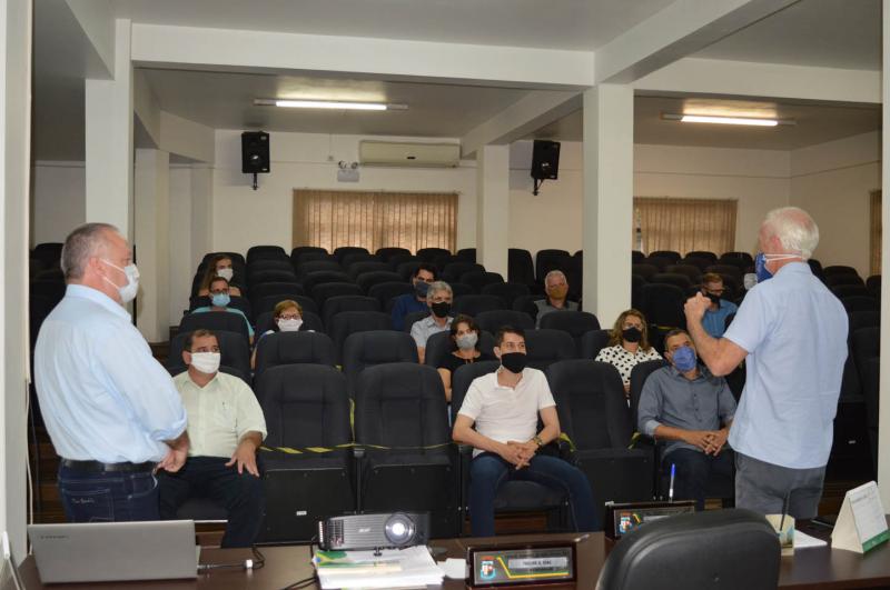 Secretaria da Saúde promoveu palestra sobre o SUS