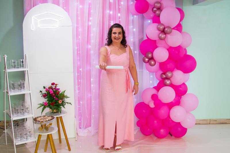 Viviane Steffen celebrou sua formatura em Ciências Contábeis pela Universidade Estácio em Porto Alegre, no dia 21 de março (Foto: Leonardo Boufleur Fotografias)
